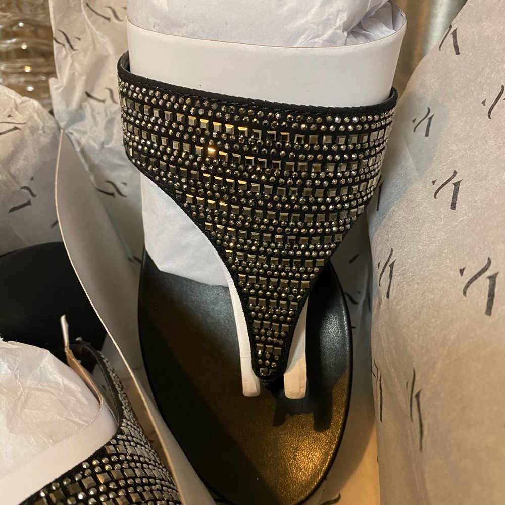 Simply Vera Vera Wang - Grebe wedge sandals